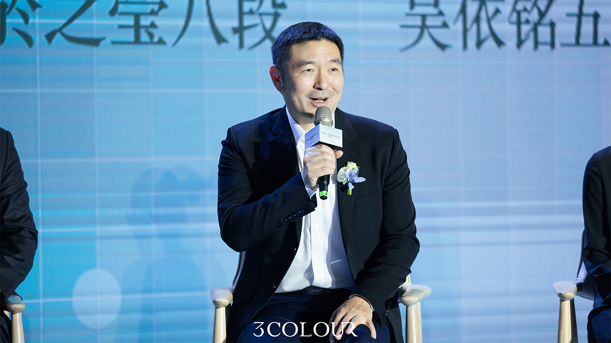 卓尚服飾丨齊聚王者之師，共尚凌云之志